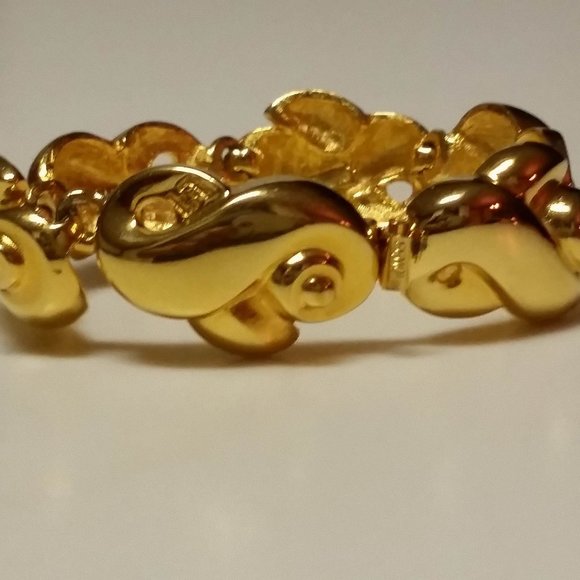 Rare Fendi Gold Plated Link Signature Runway Bracelet, Vintage in Excellent Cond - Picture 1 of 10